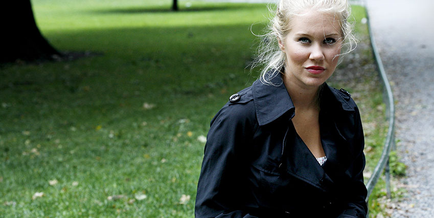 blondinbella stor 7 - Stoppa Pressarna