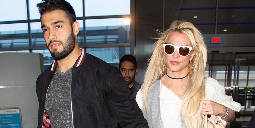 Britney Spears med nye pojkv&auml;nnen Sam Asghari som &auml;r s&aring;ngare.
