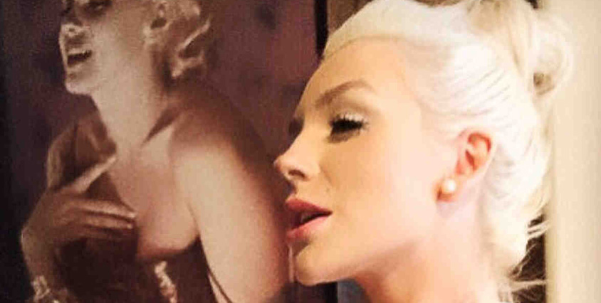 Nyligen postade Stodden denna bild p&aring; sin Instagram d&auml;r hon j&auml;mf&ouml;r sig med Marilyn. 