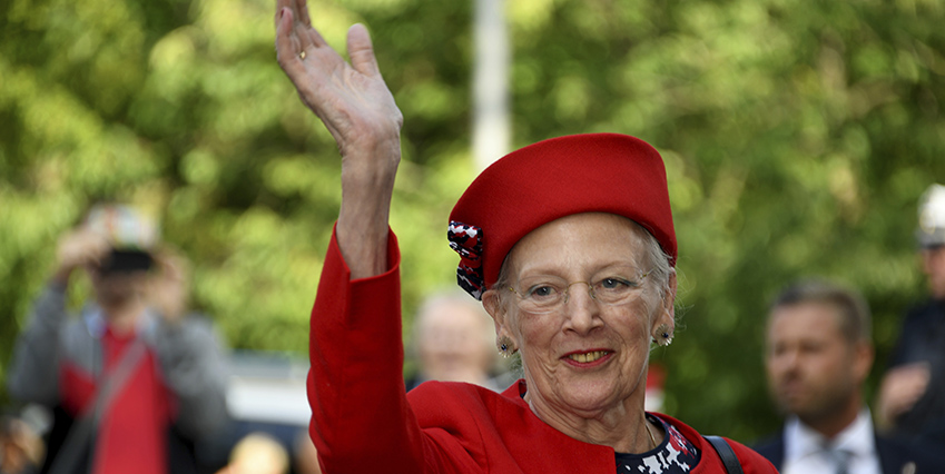 drottning margrethe abdikationskrav stor - Stoppa Pressarna