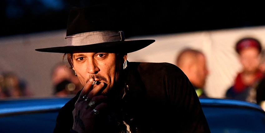 Johnny Depp tillbringade en dag p&aring; inspelningsplatsen med att dricka drinkar och mot slutet av dagen sp&aring;rade filmstj&auml;rnan ur.