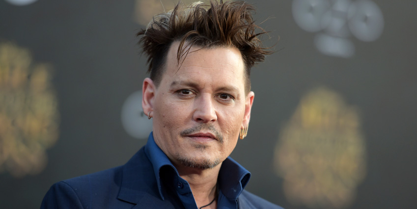Det var i samband med inspelningen av den nya filmen &rdquo;Labyrinth&rdquo; som Johnny Depp gick till attack. 