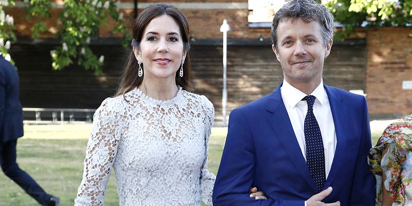kronprins frederik tronen stor.4 2 - Stoppa Pressarna