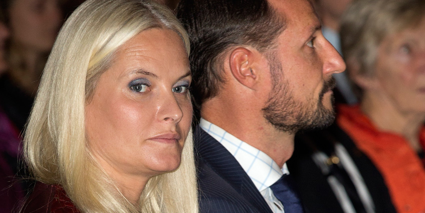 1. Innan Mette-Marit gifte sig med Haakon av Norge fick hon g&ouml;ra avb&ouml;n f&ouml;r att hon hade testat droger. 