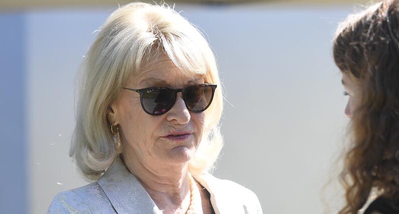 Alexandra Charles kan bli blind efter misslyckad operation