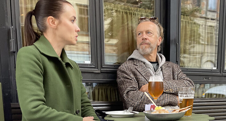Ernst Billgrens romantiska myslunch med unga hustrun