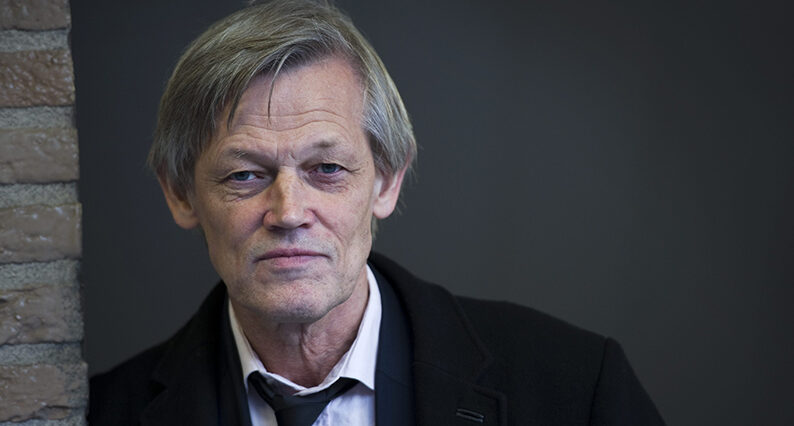 Göran Lambertz häktad som misstänkt för våldtäkt