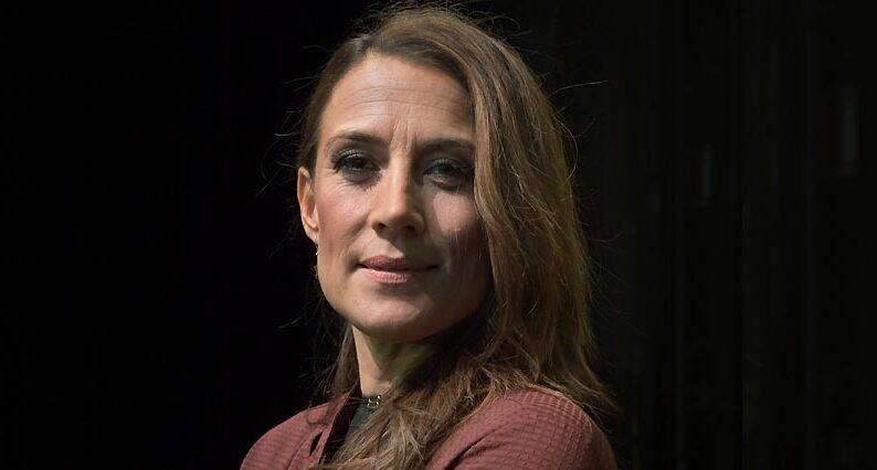 Jill Johnsons f&ouml;rtvivlan: &rdquo;Jag gr&aring;ter s&aring; ofta!&rdquo;