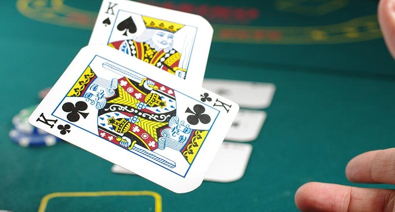 Svenska k&auml;ndisar som sponsrar casinobolag