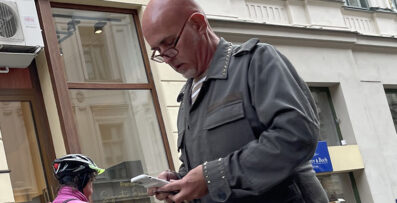 Micael Bindefeld i chock efter bakslaget