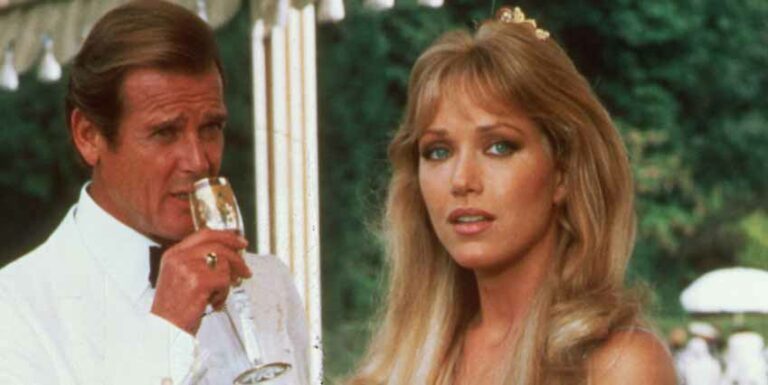 James Bond-bruden &aring;teruppst&aring;nden fr&aring;n de d&ouml;da