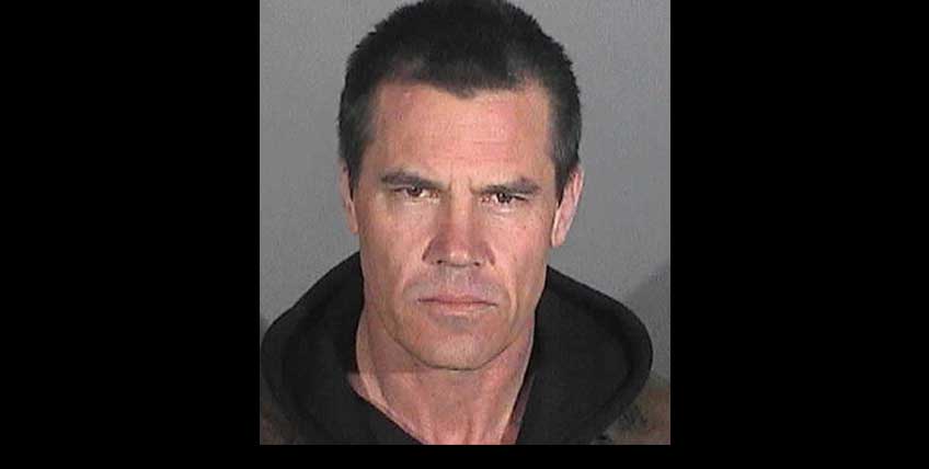 Josh Brolin greps för offentlig fylla under nyår 2013.