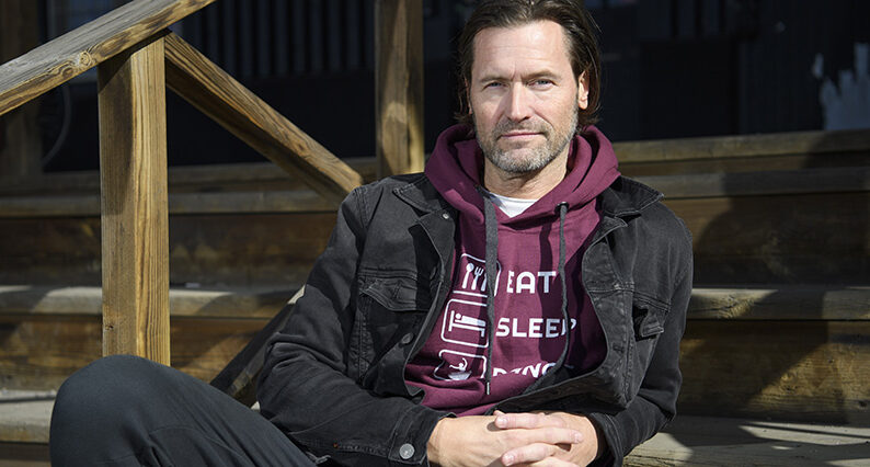 K&auml;ndispolisen Martin Melins stora penis-dilemma