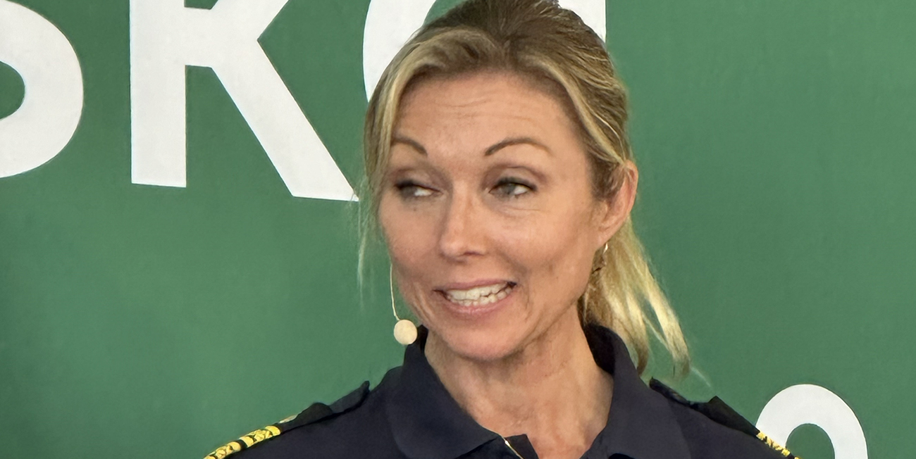 Linda H Staafs sk&ouml;na revansch mot Polisen efter petningen