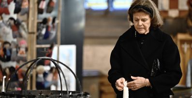 Drottning Silvia på kryckor – hälsan oroar kungafamiljen
