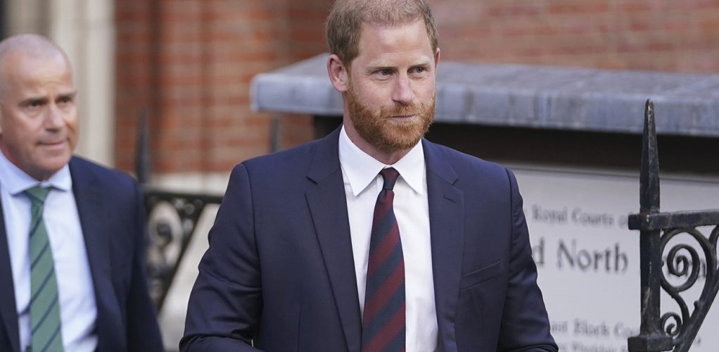 Prins Harry Forvirrad London Stor1 - Stoppa Pressarna