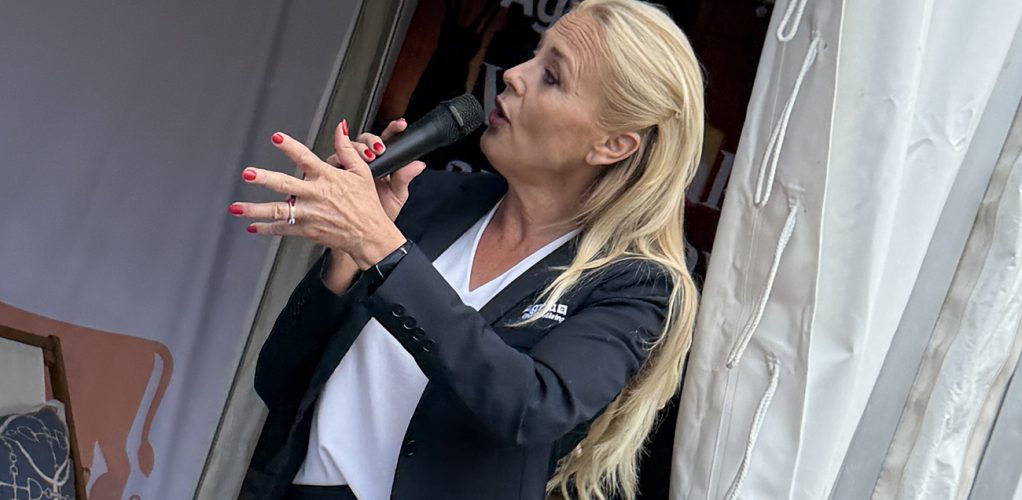 Här är Johanna på väg att tappa det.