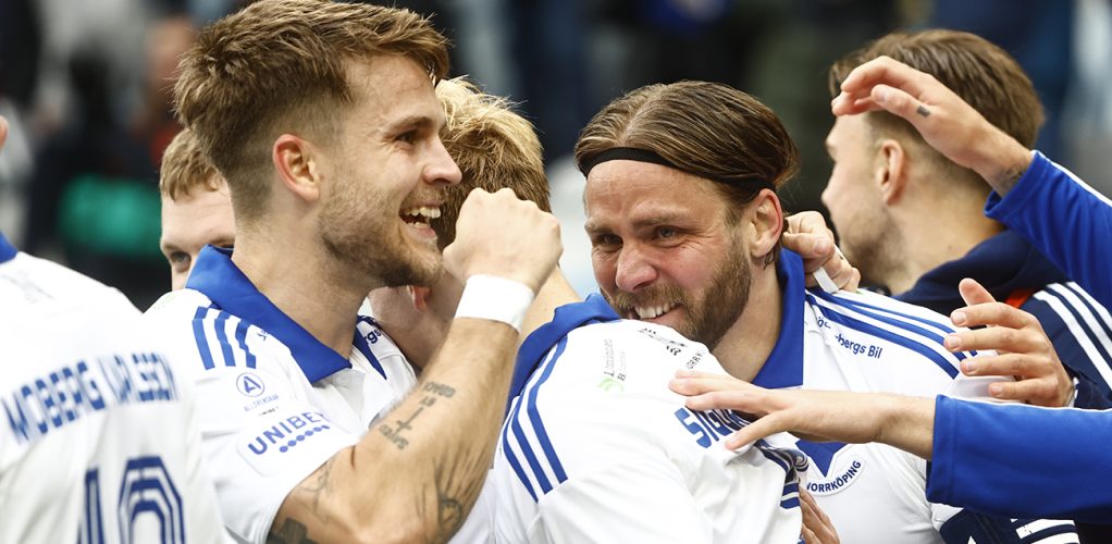 Amadeus Sögaard är lycklig och nygift.