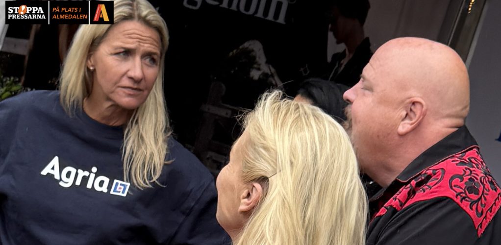 Hon ville bara hjälpa till. Kristin Kaspersen hamnade i bråk med Anders Bagge.