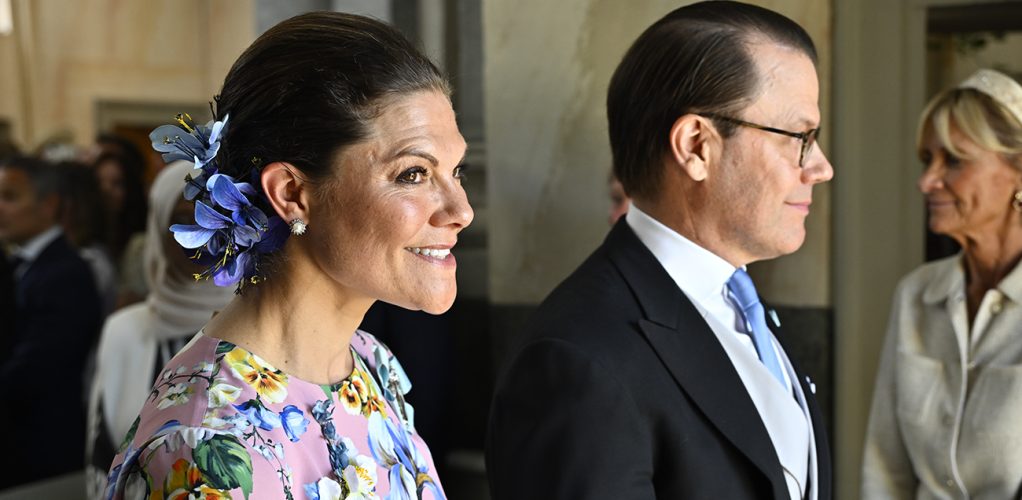 Kronprinsessan Victoria fick glädja sig åt prinsessan Ines dop, sedan blev det direkt arbete.