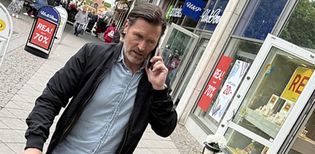 Martin Melin har mycket att stå i.