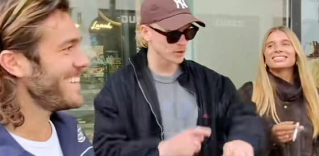 H&auml;r ses &rdquo;Benji Boy&rdquo; med Linnea p&aring; ett hamburgerevent i Stockholm city. S&aring; h&auml;rligt! M&ouml;jligen lite synd att Linnea har en cigarett i handen, &rdquo;Benji boy&rdquo; &auml;r k&auml;nslig f&ouml;r r&ouml;k.