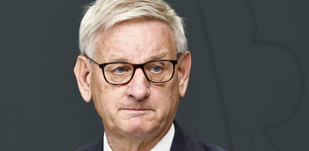 &ndash; Vad &auml;r det h&auml;r f&ouml;r j&auml;vla jippo, utbrast Carl Bildt. 
