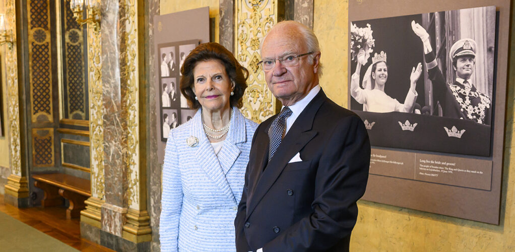 Drottning Silvia och kung Carl Gustaf firar snart guldbr&ouml;llop och talar nu ut i en st&ouml;rre intervju.
