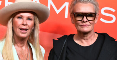 Efva Attlings nya k&auml;rleksbesked med Eva Dahlgren