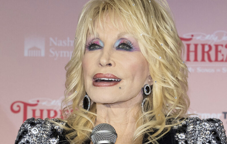 Dolly Parton &auml;r d&ouml;d &ndash; countrystj&auml;rnan blev 80 &aring;r gammal