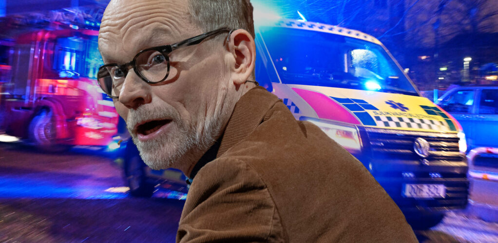 Kristian Luuk har förts med ambulans till sjukhus efter att ha drabbats av en akut skada i ryggmärgen