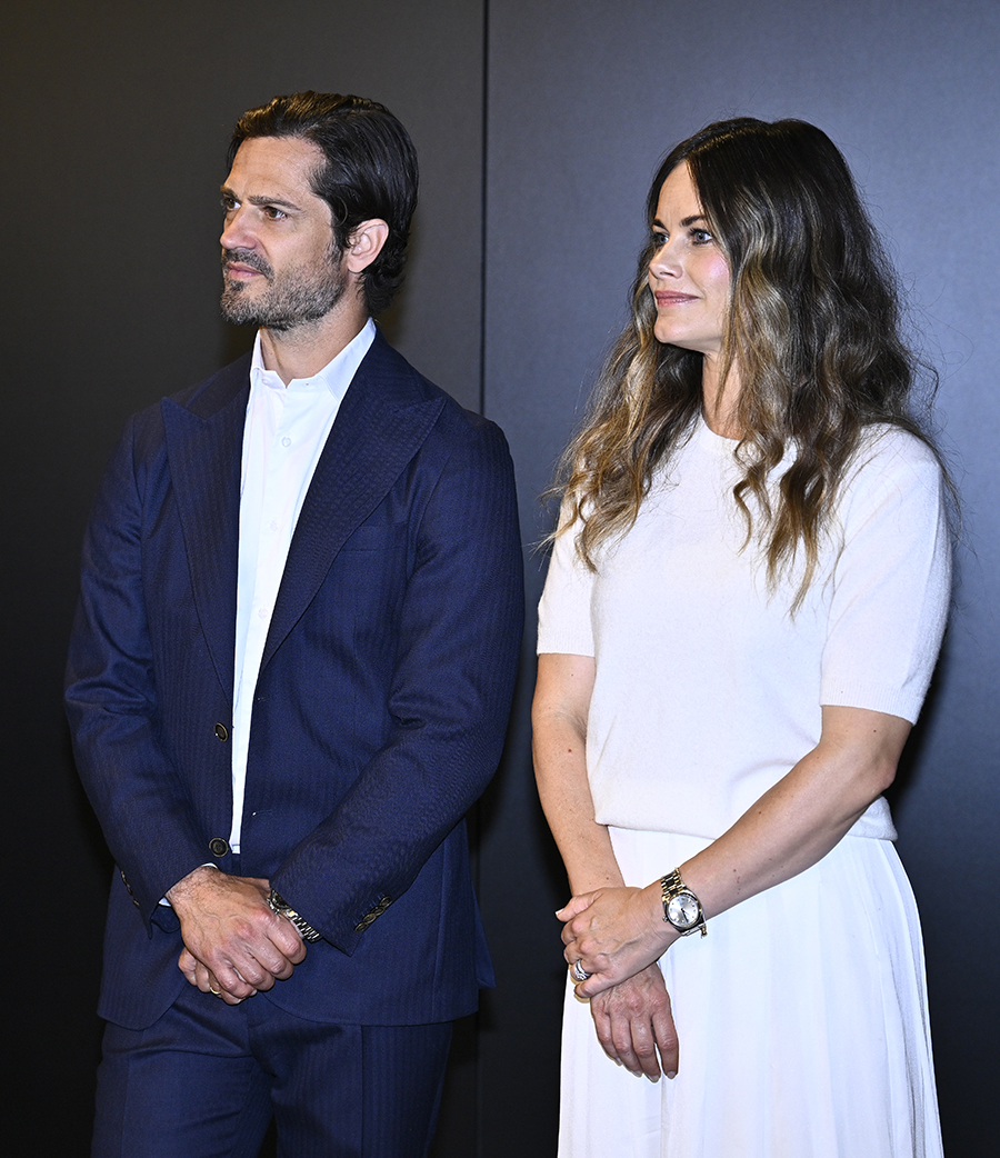 Prins Carl Philip och prinsessan Sofia bes&ouml;ker Kulturhuset i Ursvik.